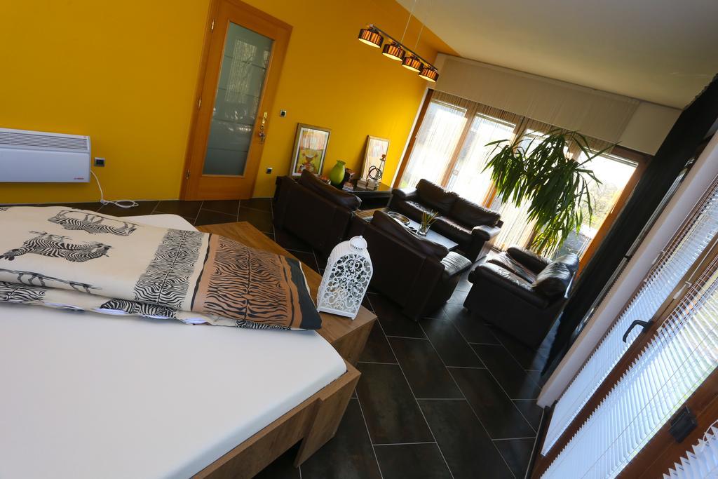 Bihać Farah Superior Apartments מראה חיצוני תמונה